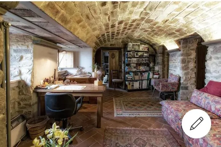 Elettra Flower Apartment Montecatini Val di Cecina Italy